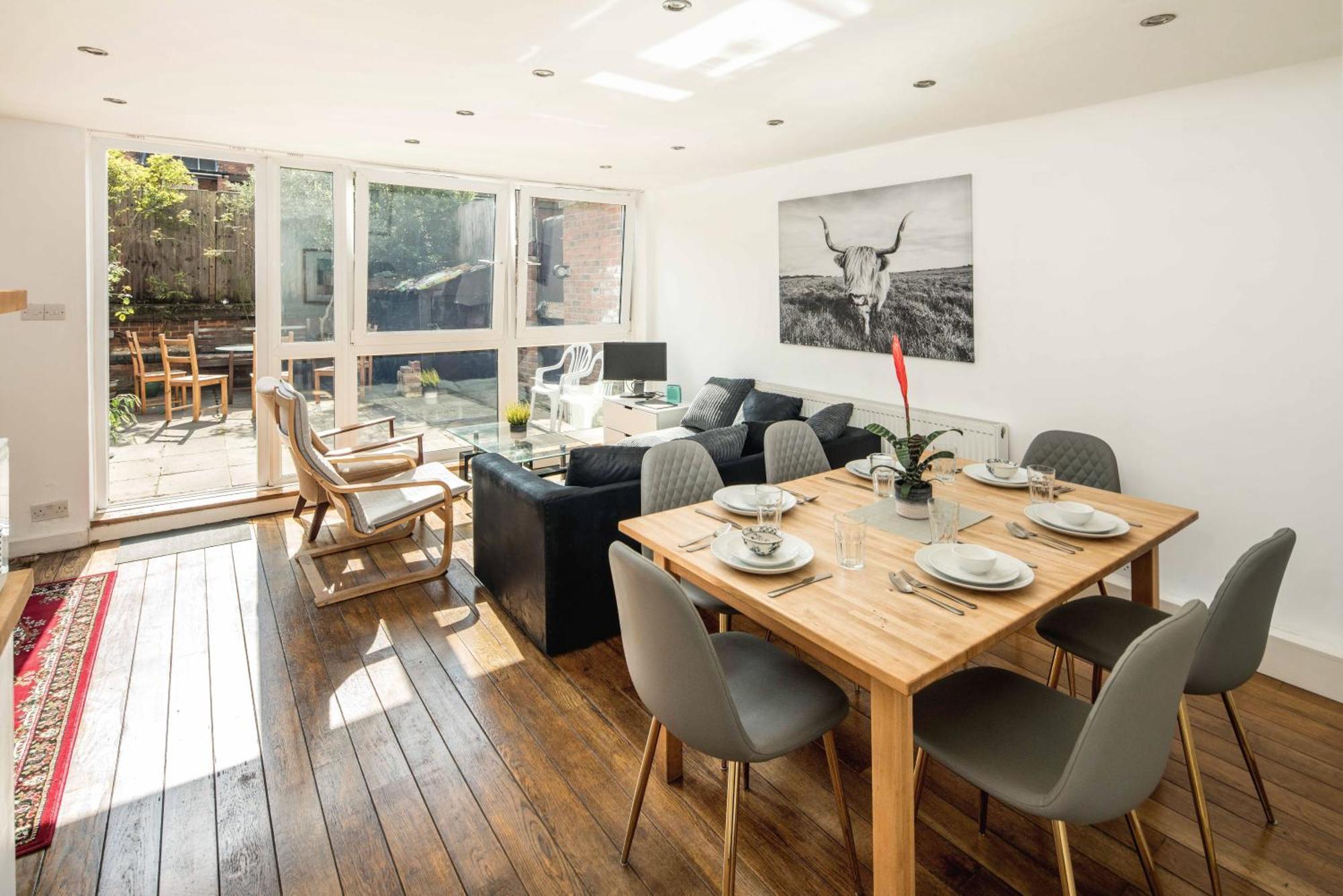 Hoxton Rooms Лондон Экстерьер фото